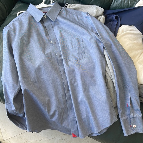 UNTUCKit wrinkle free button down - Picture 5 of 5